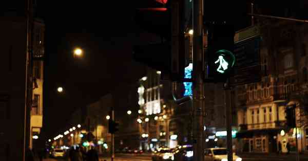 在编辑文档时切换改写和插入分享相关内容2025